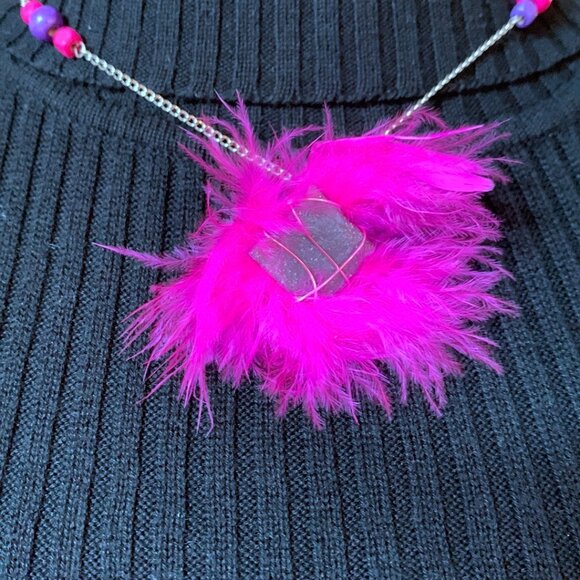 CREATION Asymmetric short necklace Tile & feather beads Purple Pink - Picture 4 of 6